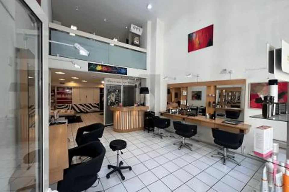 SALON DE COIFFURE EN VIEILLE VILLE, 1204 Genève, Geneva, CH