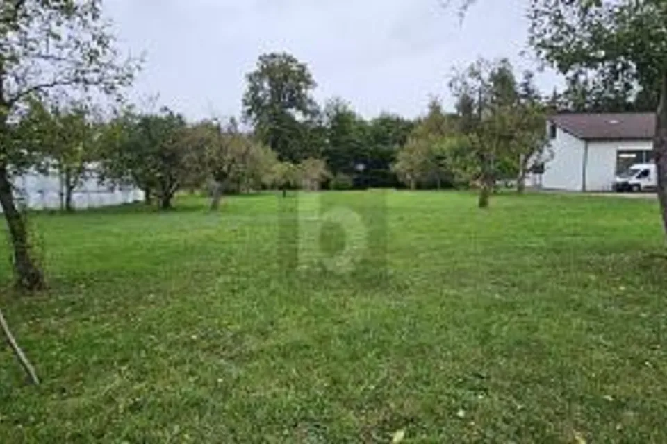 IN THE CENTRE OF THE VILLAGE, 2824 Vicques, Jura, CH
