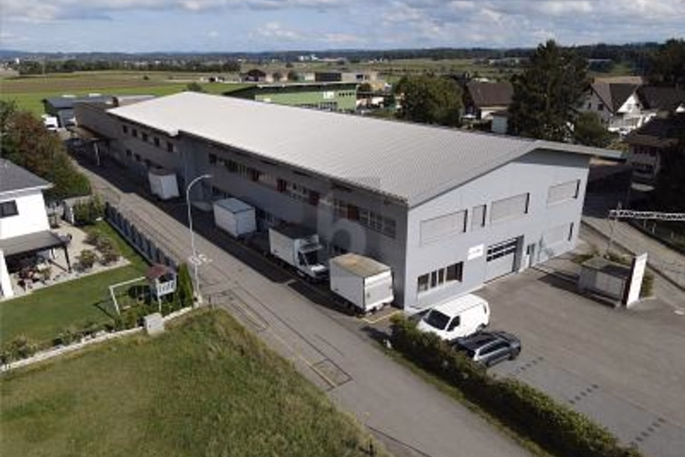 Magazzino a scaffalature alte — altezza interna 6,5 m, 4538 Oberbipp, Bern, CH