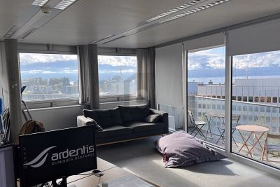 UFFICI LUMINOSI SU PLACE CHAUDERON !, 1003 Lausanne, Vaud, CH