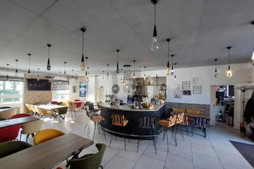 STILVOLL RENOVIERT MIT TERRASSE AN ZENTRALER LAGE!, 6460 Altdorf UR, Uri, CH