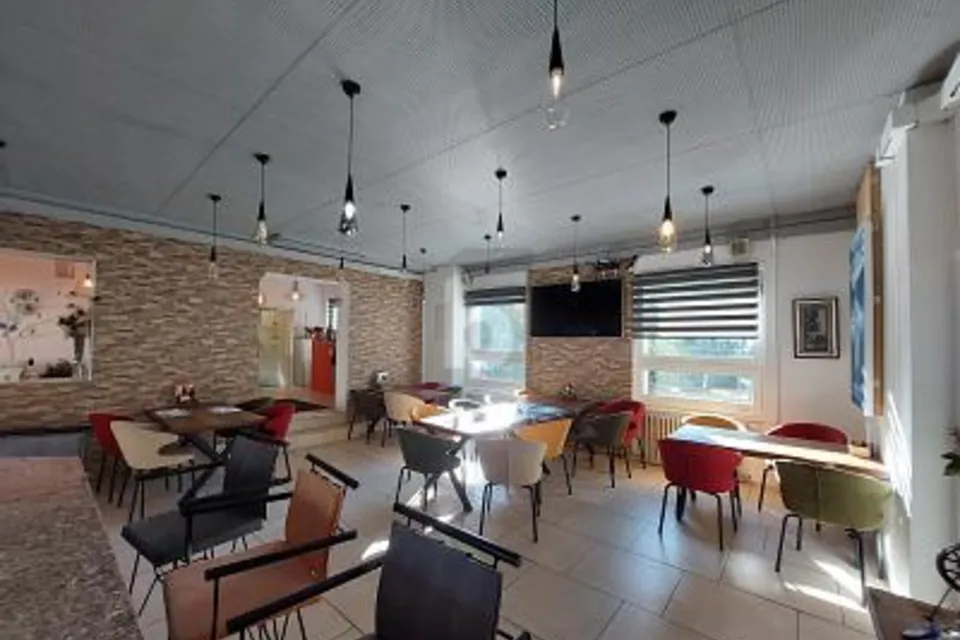 STILVOLL RENOVIERT MIT TERRASSE AN ZENTRALER LAGE!, 6460 Altdorf UR, Uri, CH