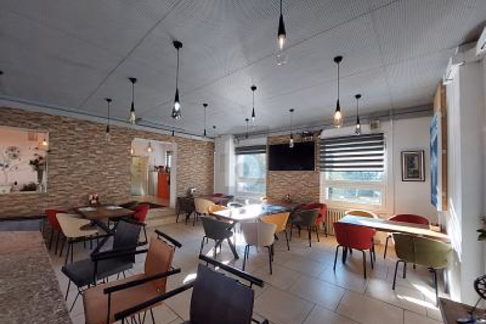 Rénové avec style et doté d'une terrasse — emplacement central !, 6460 Altdorf UR, Uri, CH