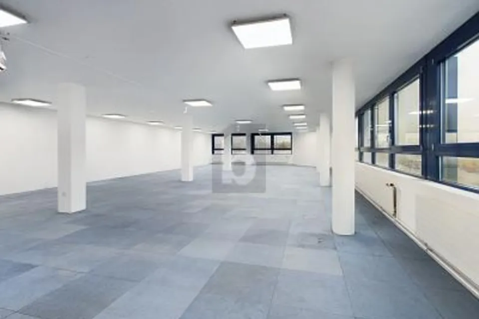 DA UFFICIO SINGOLO A UFFICIO OPEN SPACE (200/400/800 m2), 4528 Zuchwil, Solothurn, CH