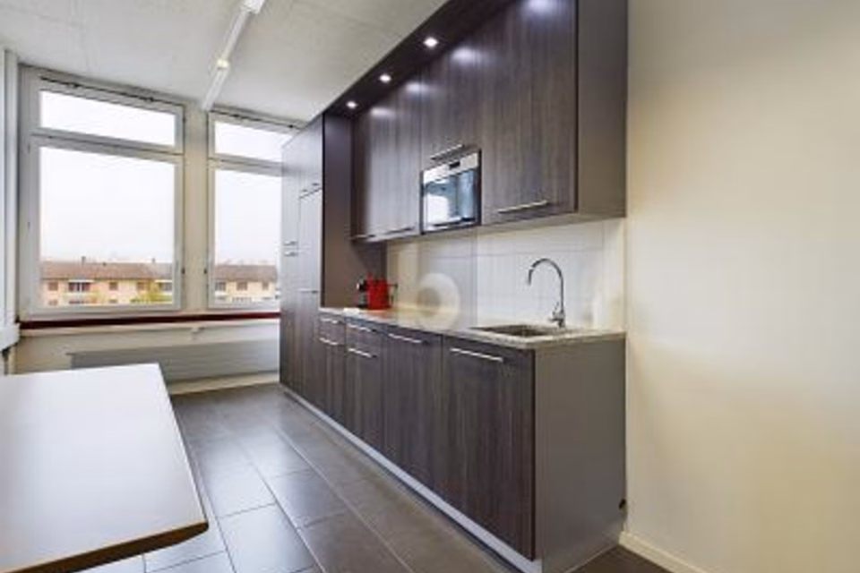 SPAZIOSO E CENTRALE, 4528 Zuchwil, Solothurn, CH