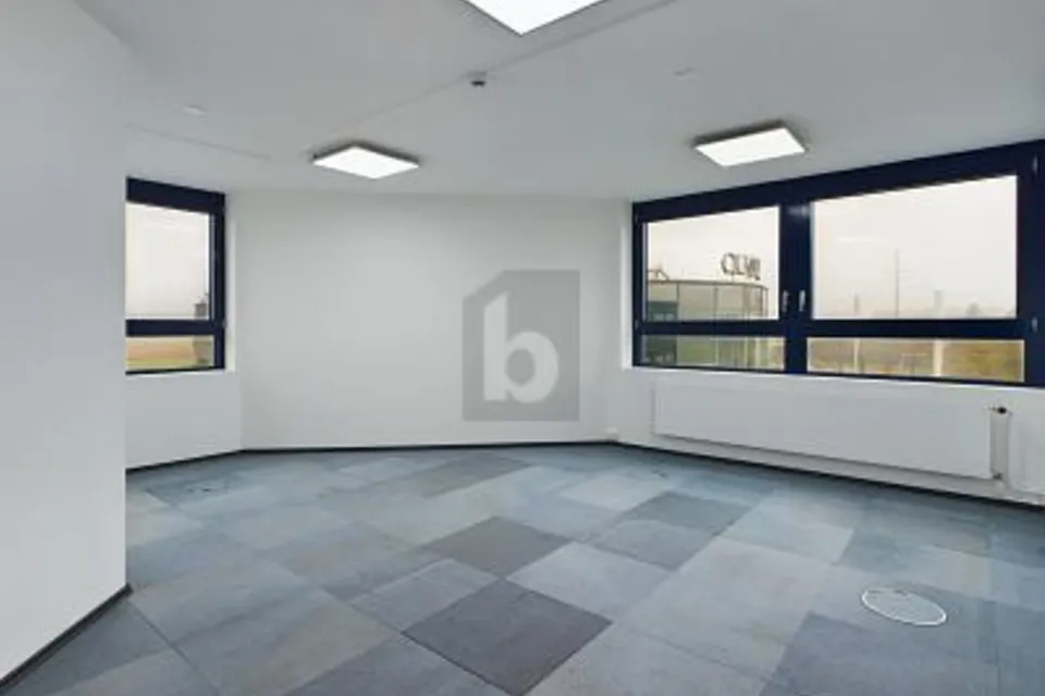 DU BUREAU INDIVIDUEL AU GRAND OPEN SPACE (200/400/800 M2), 4528 Zuchwil, Solothurn, CH