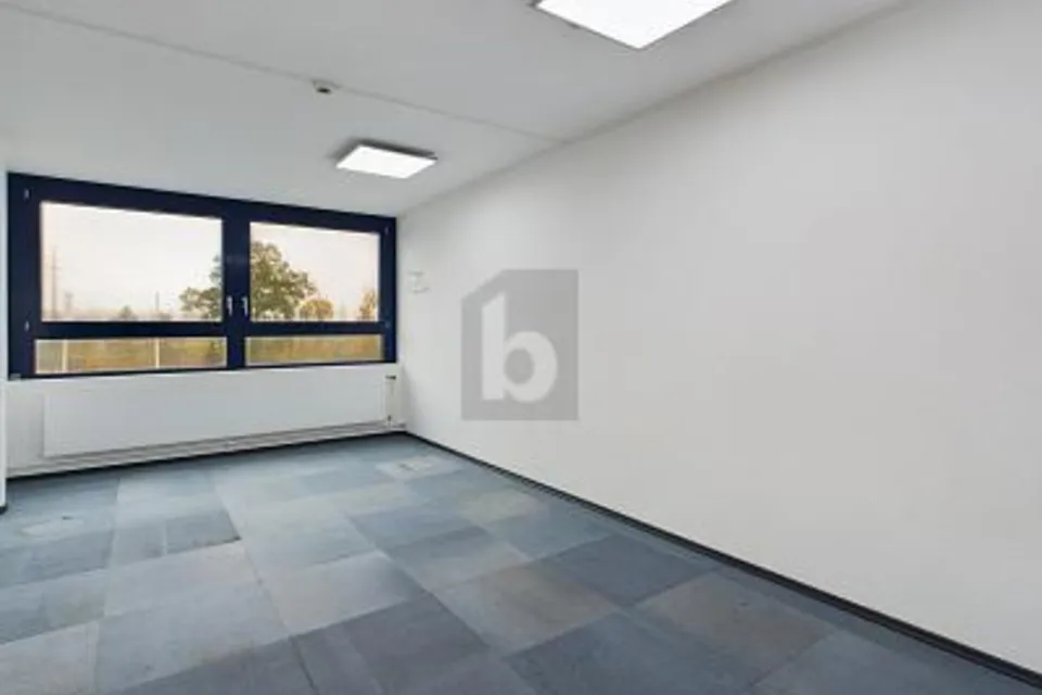 DU BUREAU INDIVIDUEL AU GRAND OPEN SPACE (200/400/800 M2), 4528 Zuchwil, Solothurn, CH
