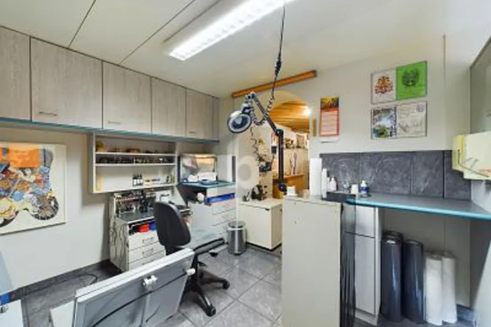 RENTABILITÉ ÉLEVÉE EN EMPLACEMENT CENTRAL, 2540 Grenchen, Solothurn, CH