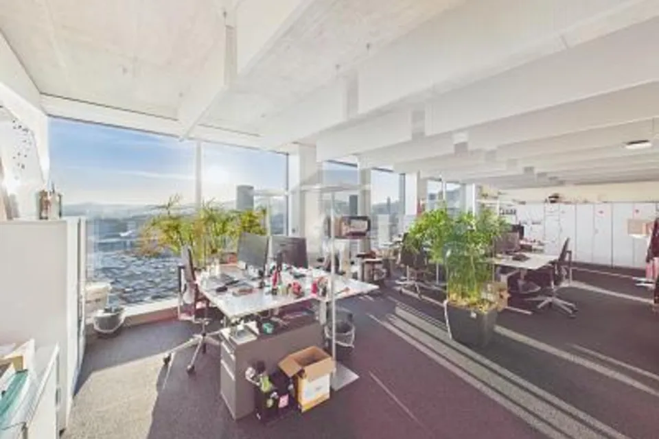 LUMINOSO E MODERNO CON UFFICI INDIVIDUALI, 4133 Pratteln, Basel-Landschaft, CH