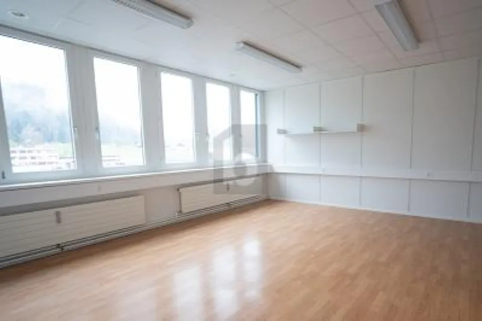 EMPLACEMENT OPTIMISÉ FISCAL, EXCELLENT EMPLACEMENT !, 6340 Baar, Zug, CH