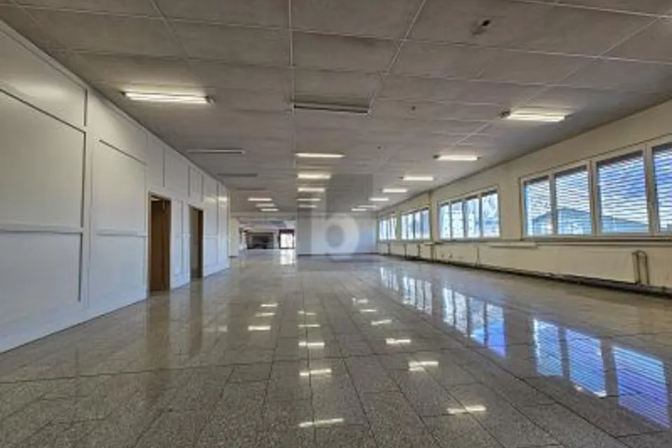 SPACIOUS AND FULL OF POTENTIAL, 1955 St-Pierre-de-Clages, Valais/Wallis, CH