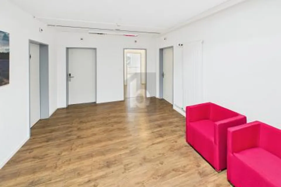 BUREAU MODERNE EN EMPLACEMENT CENTRAL (BUREAU 3.08), 4900 Langenthal, Bern, CH