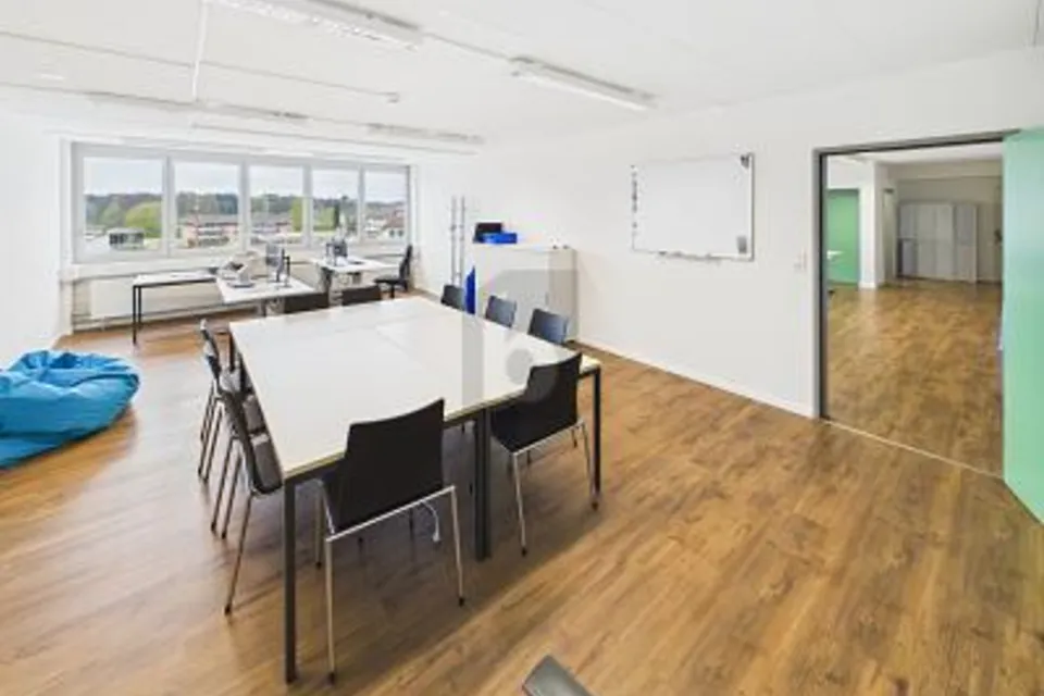 BUREAU MODERNE EN EMPLACEMENT CENTRAL 3.01, 4900 Langenthal, Bern, CH