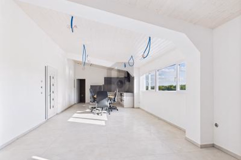 MODERNE, CENTRALE & LUMINEUSE, 4702 Oensingen, Solothurn, CH