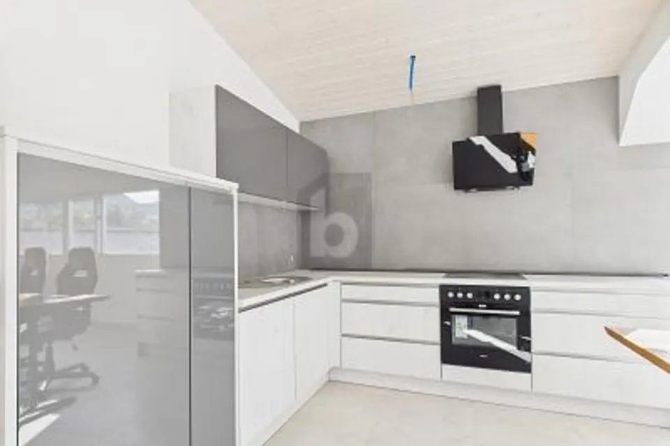 MODERN, CENTRAL & BRIGHT, 4702 Oensingen, Solothurn, CH