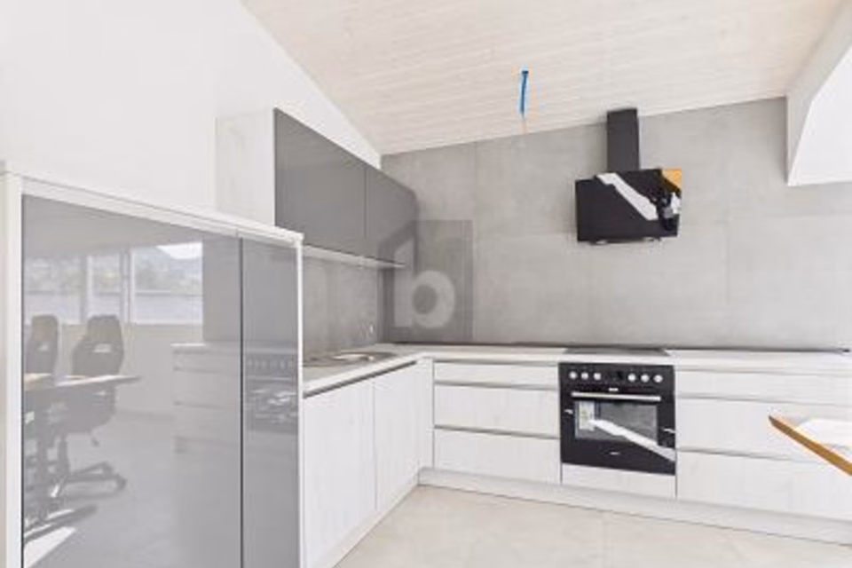 MODERNE, CENTRALE & LUMINEUSE, 4702 Oensingen, Solothurn, CH