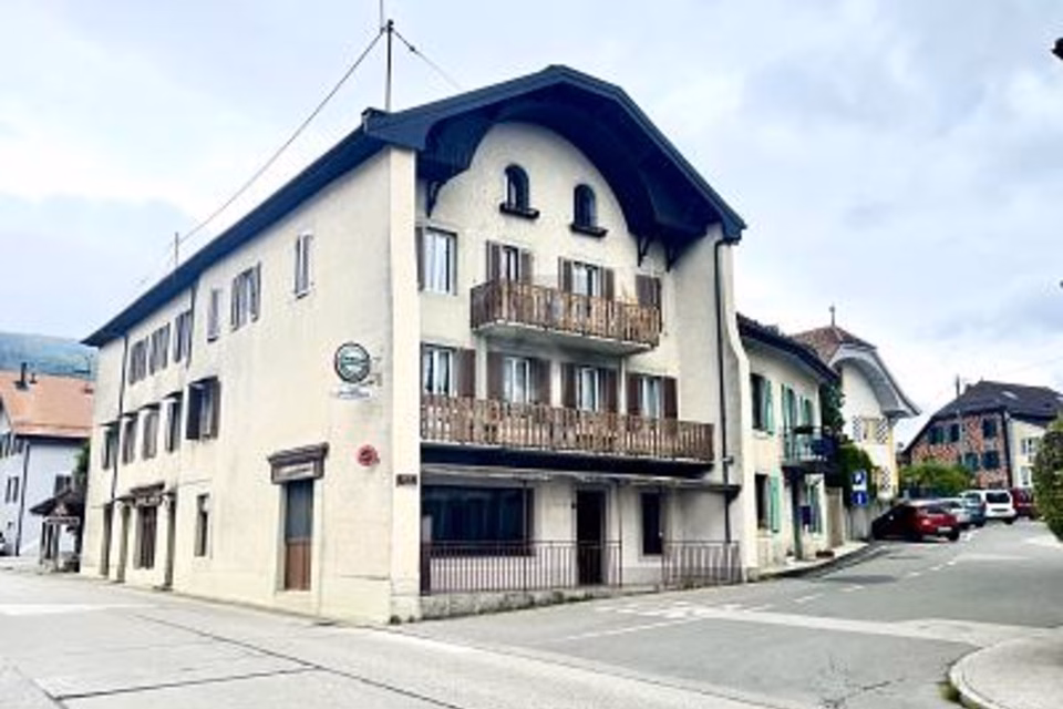 BELLE OPPORTUNITÉ POUR RÉNOVATION OU PROMOTION, 1145 Bière, Vaud, CH