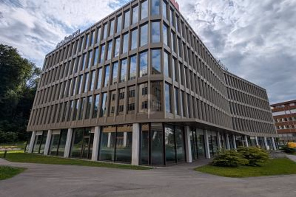 BUSINESSPARK - MODERNO E FISCALMENTE VANTAGGIOSO, 8803 Rüschlikon, Zurich, CH