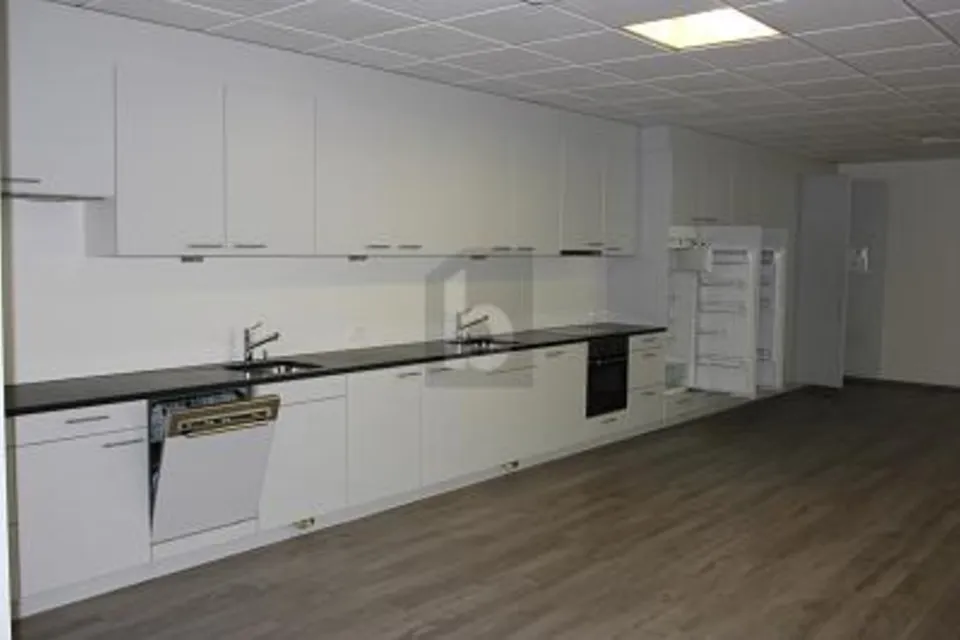 SPAZIO UFFICIO MODERNO, 2900 Porrentruy, Jura, CH