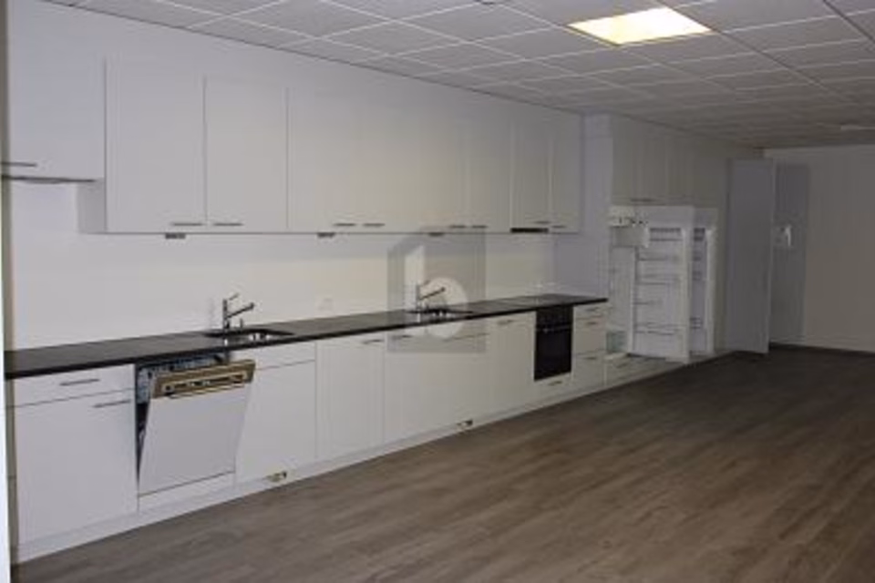 SPAZIO UFFICIO MODERNO, 2900 Porrentruy, Jura, CH