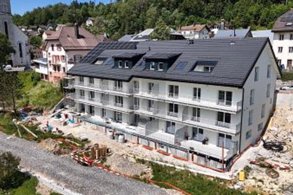 AUSGEZEICHNETE RENDITE IM ZENTRUM (LOS 6/7/11), 1347 Le Sentier, Vaud, CH