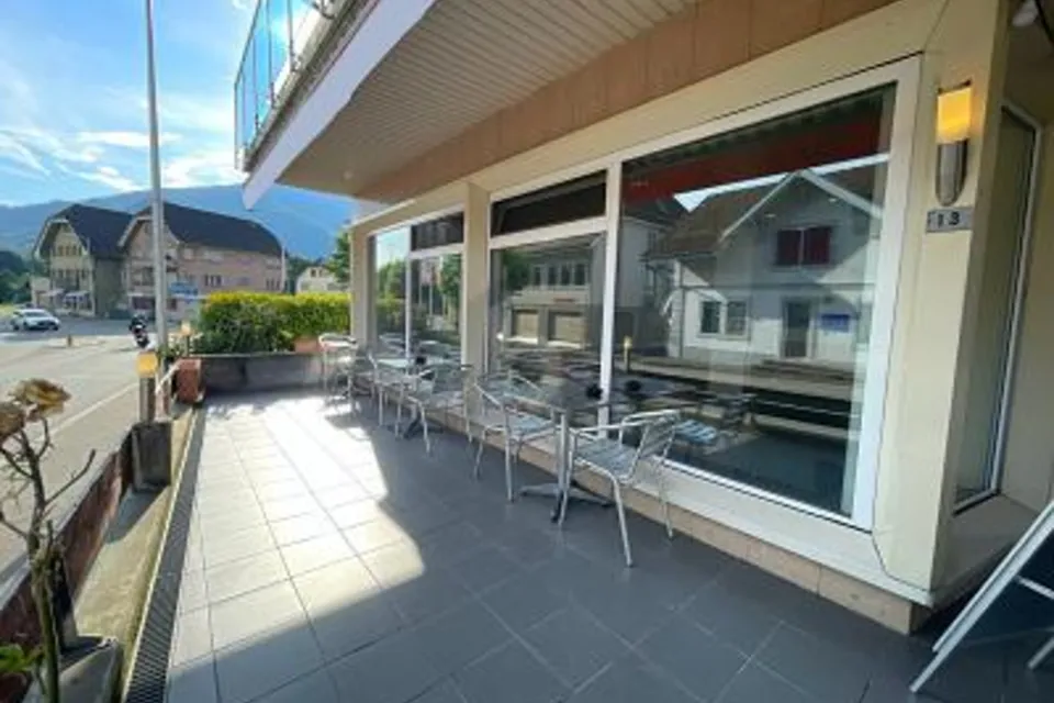 POLIVALENTE IN POSIZIONE CENTRALE, 4702 Oensingen, Solothurn, CH