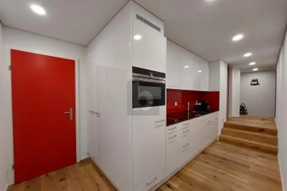 YOUR NEW BUSINESS REFUGE: FLEXIBLY FURNISHED, 6467 Schattdorf, Uri, CH