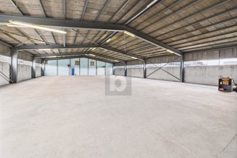 PRATICO E FACILMENTE RAGGIUNGIBILE, 3123 Belp, Bern, CH