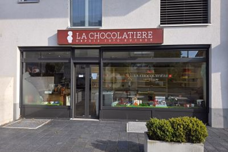 IDÉALEMENT SITUÉ, PRÊT À L’EXPLOITATION, 1066 Epalinges, Vaud, CH