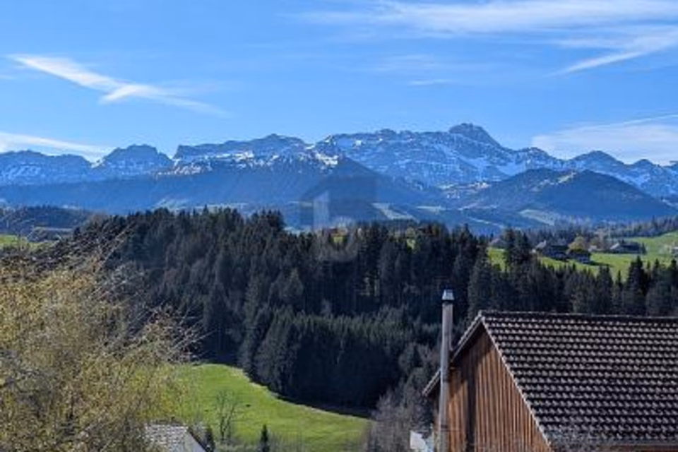 TRAUMHAFTE AUSSICHT MIT BEWILLIGTEM BAUPROJEKT, 9104 Waldstatt, Appenzell Ausserrhoden, CH
