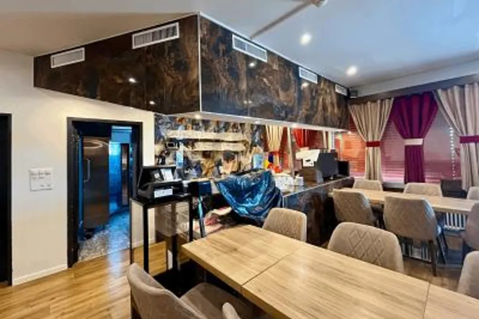 RÉCEMMENT RÉNOVÉ AVEC GRANDE TERRASSE, 8406 Winterthur, Zurich, CH