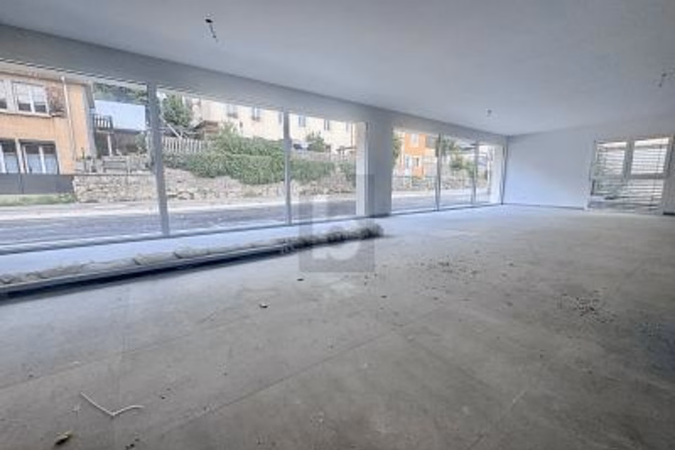 ARCADE MIT GUTER RENDITE (LOS 11), 1347 Le Sentier, Vaud, CH
