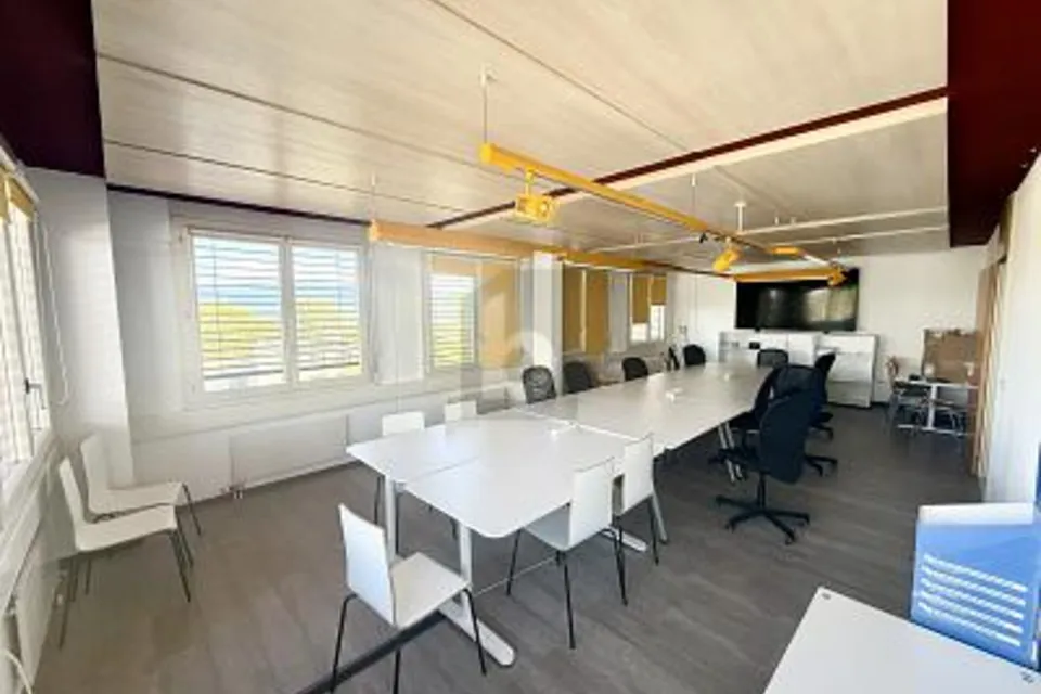 CENTRAL AND SPACIOUS, 1110 Morges, Vaud, CH