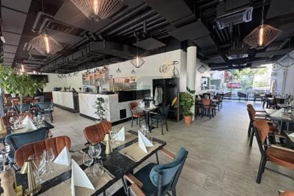 OPPORTUNITÉ AU CœUR D’UN QUARTIER EN PLEIN ESSOR, 1022 Chavannes-près-Renens, Vaud, CH