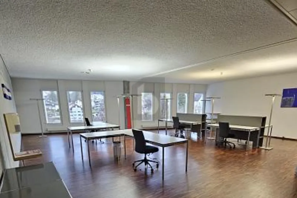 AMPIA SUPERFICIE COMMERCIALE, 9053 Teufen AR, Appenzell Ausserrhoden, CH