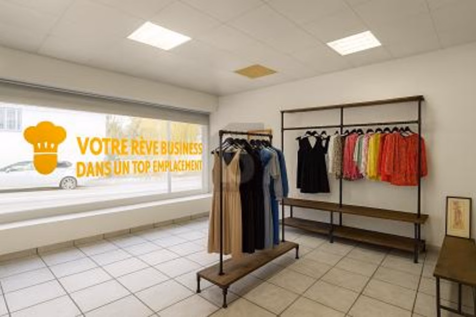LOCAL COMMERCIAL EN BON EMPLACEMENT PASSANT, 3960 Sierre, Valais/Wallis, CH