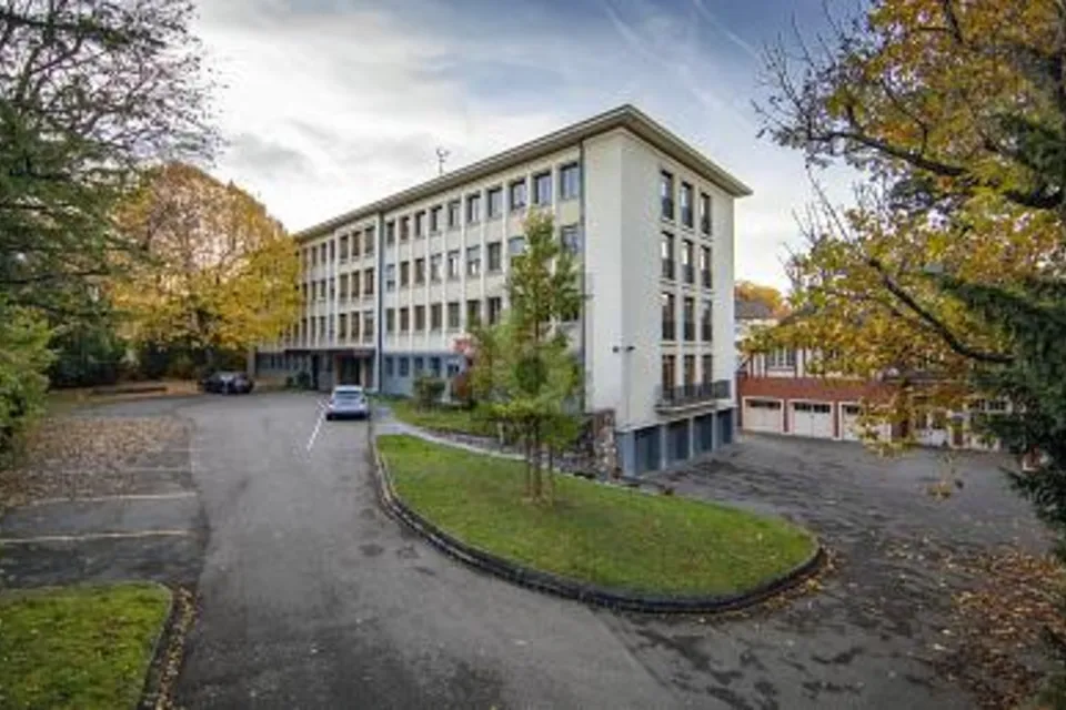QUALITÀ E FOCUS IN UNA POSIZIONE DI PRIMO LIVELLO, 4052 Basel, Basel-City, CH