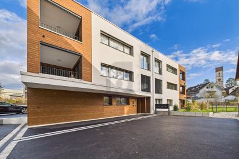 NOUVELLE CONSTRUCTION, LUMINEUX ET MODERNE AU COEUR DU VILLAGE !, 4460 Gelterkinden, Basel-Landschaft, CH