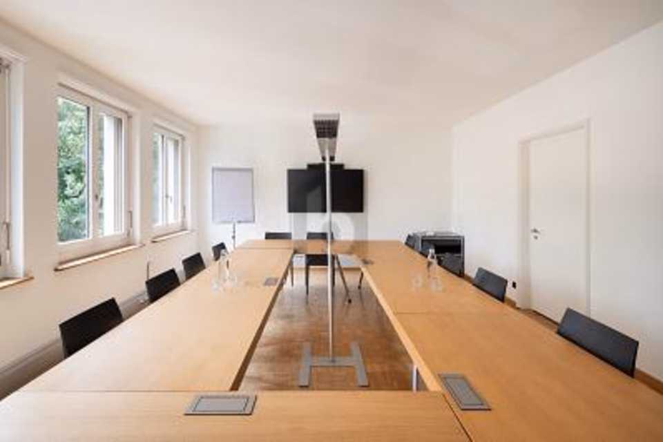 QUALITÉ ET FOCUS À UN EMPLACEMENT DE PREMIÈRE CLASSE, 4052 Basel, Basel-City, CH