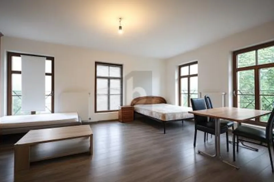 PROJET D'ENVERGURE ENTIERÈREMENT RÉNOVÉ, 4950 Huttwil, Bern, CH