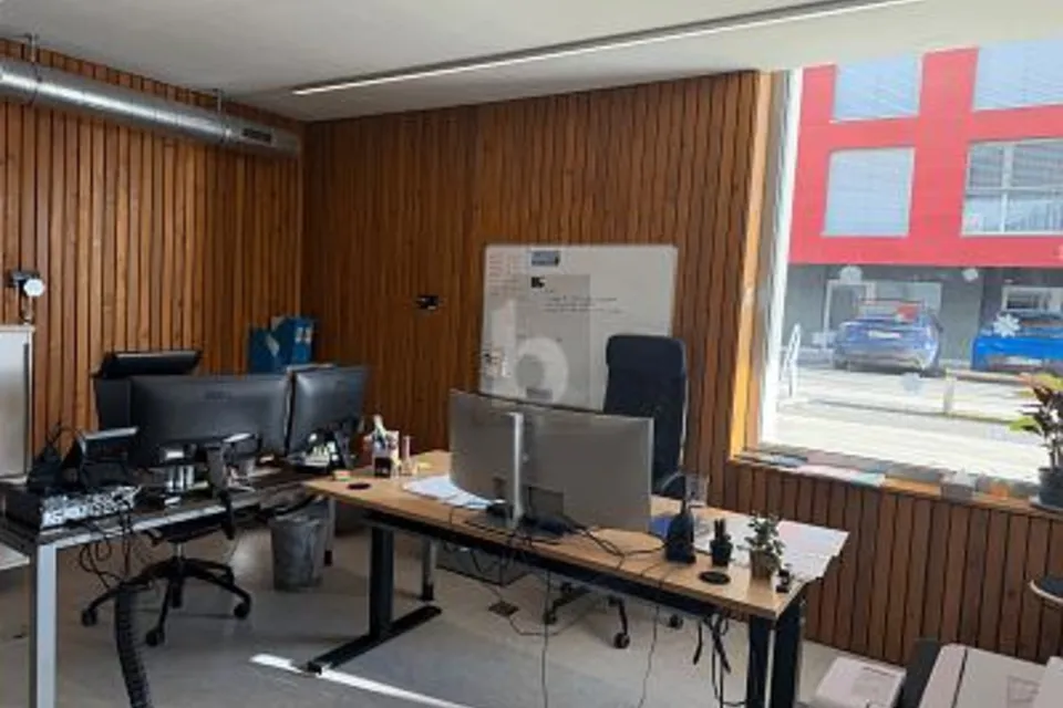 BRIGHT AND FLEXIBLE SPACES, 1260 Nyon, Vaud, CH