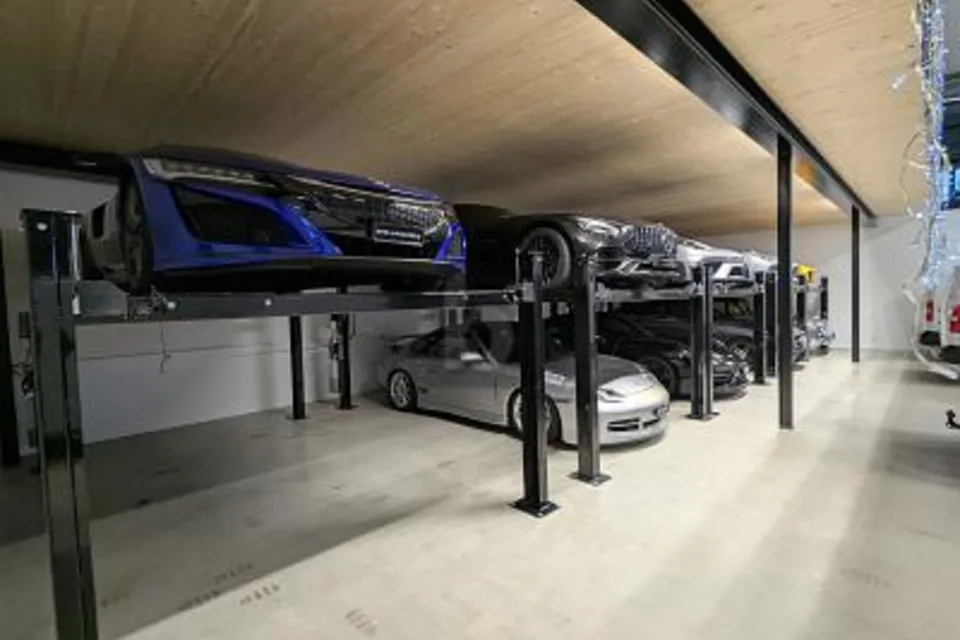 AUTO-HOTEL À 25 MIN DE L'AÉROPORT DE ZURICH, 8194 Hüntwangen, Zurich, CH