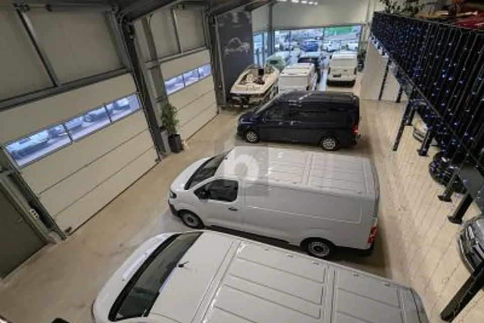 AUTO-HOTEL À 25 MIN DE L'AÉROPORT DE ZURICH, 8194 Hüntwangen, Zurich, CH
