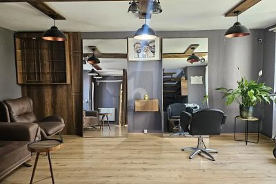 EXKLUSIVES LOKAL AN IDEALER LAGE, 8046 Zürich, Zurich, CH