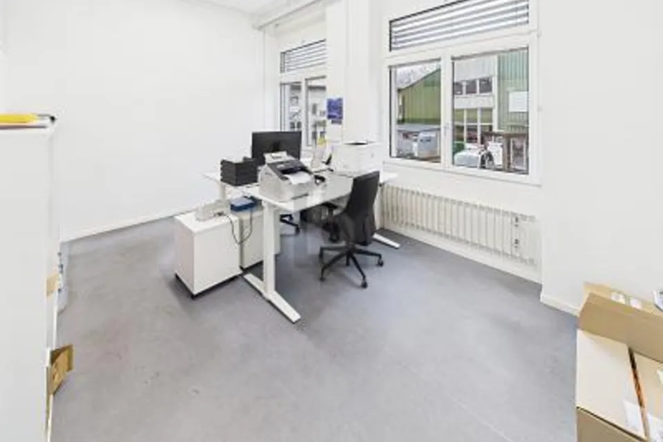 SPACIOUS AND VERSATILE, 3145 Niederscherli, Bern, CH