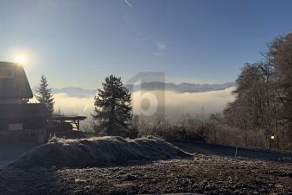 BIEN ENSOLEILLÉ – EMPLACEMENT DE PREMIER ORDRE, 8636 Wald ZH, Zurich, CH