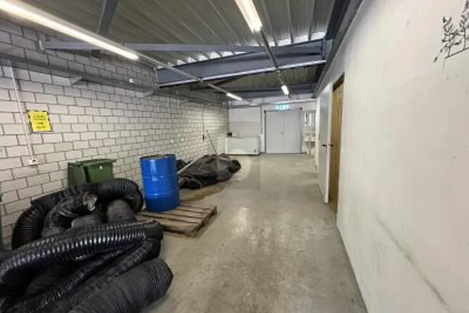 SUPERFICIE POLIVALENTE, 8630 Rüti ZH, Zurich, CH