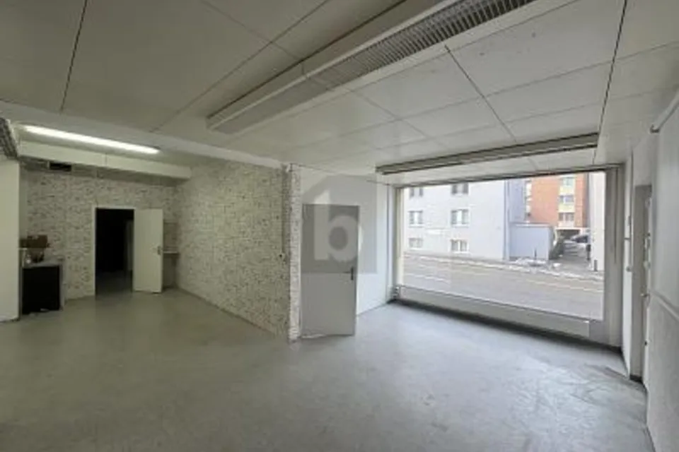 Posizione eccellente con ampia vetrina, 9016 St. Gallen, St. Gallen, CH