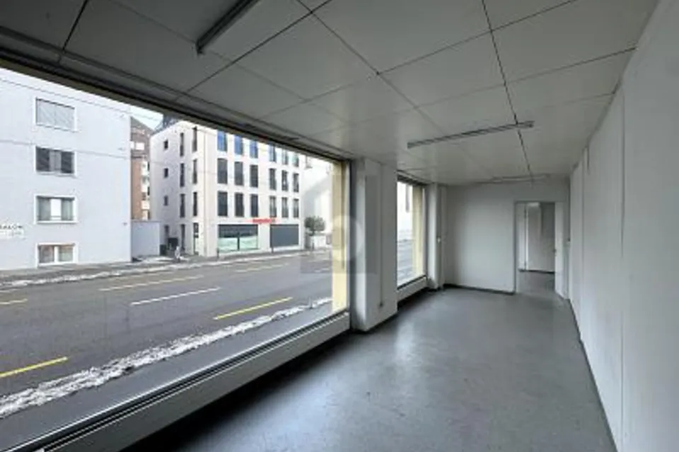 Posizione eccellente con ampia vetrina, 9016 St. Gallen, St. Gallen, CH