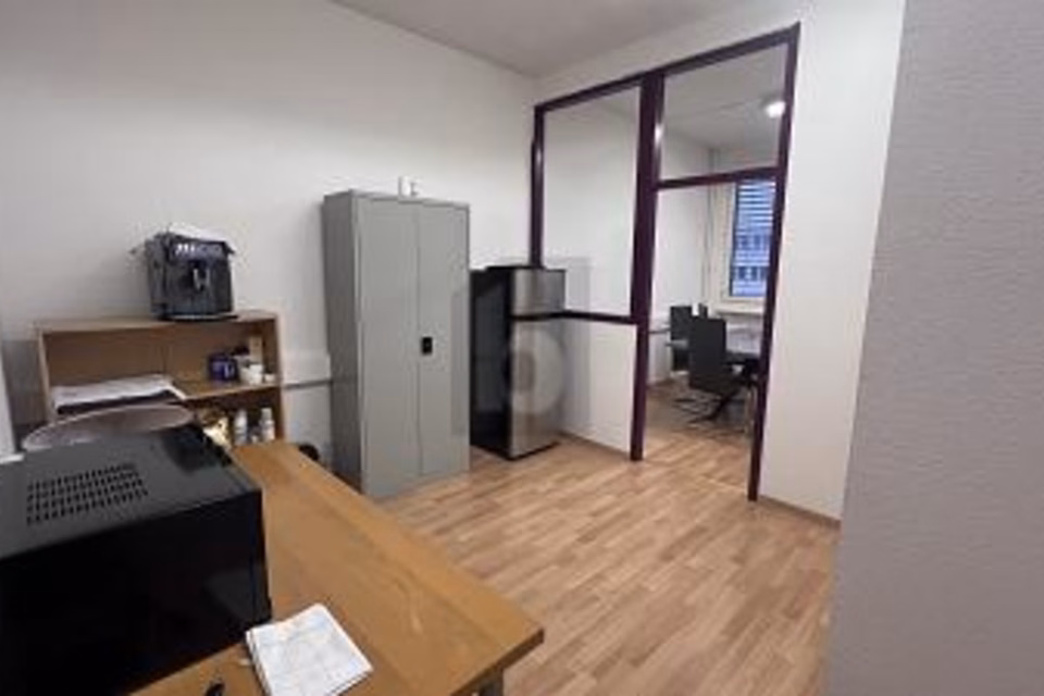 LUMINOSO, CENTRALE, FUNZIONALE, POLIVALENTE, 1227 Les Acacias, Geneva, CH